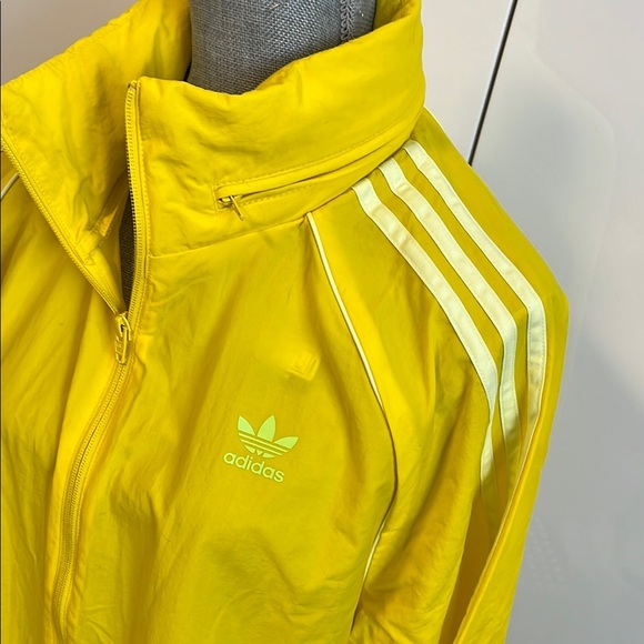 ADIDAS ORIGINALS Windbreaker Jacket Neon Yellow, Size L - Picture 7 of 16